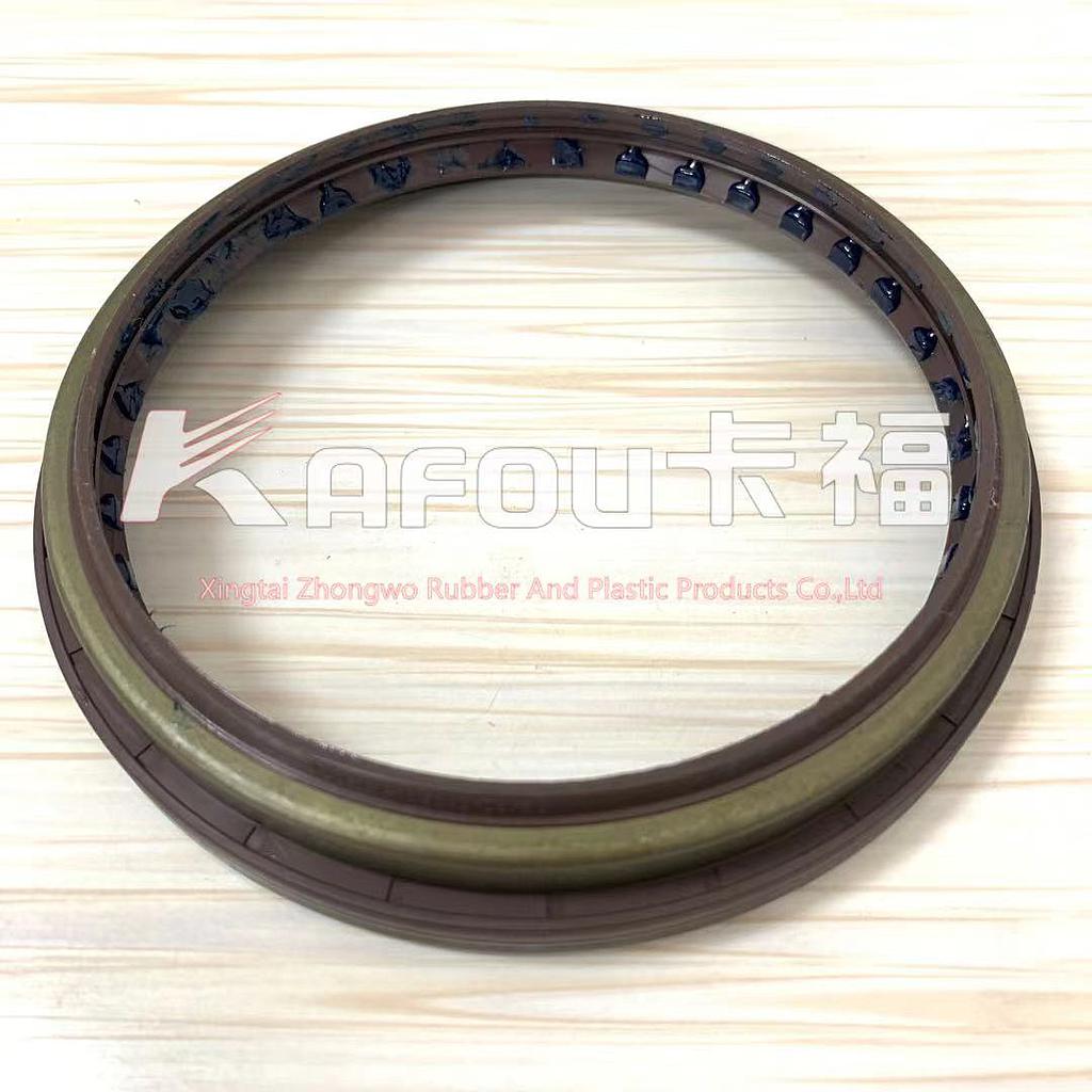 Hub oil seal 依维柯轮毂油封40101120 40101123 40102100 40102103